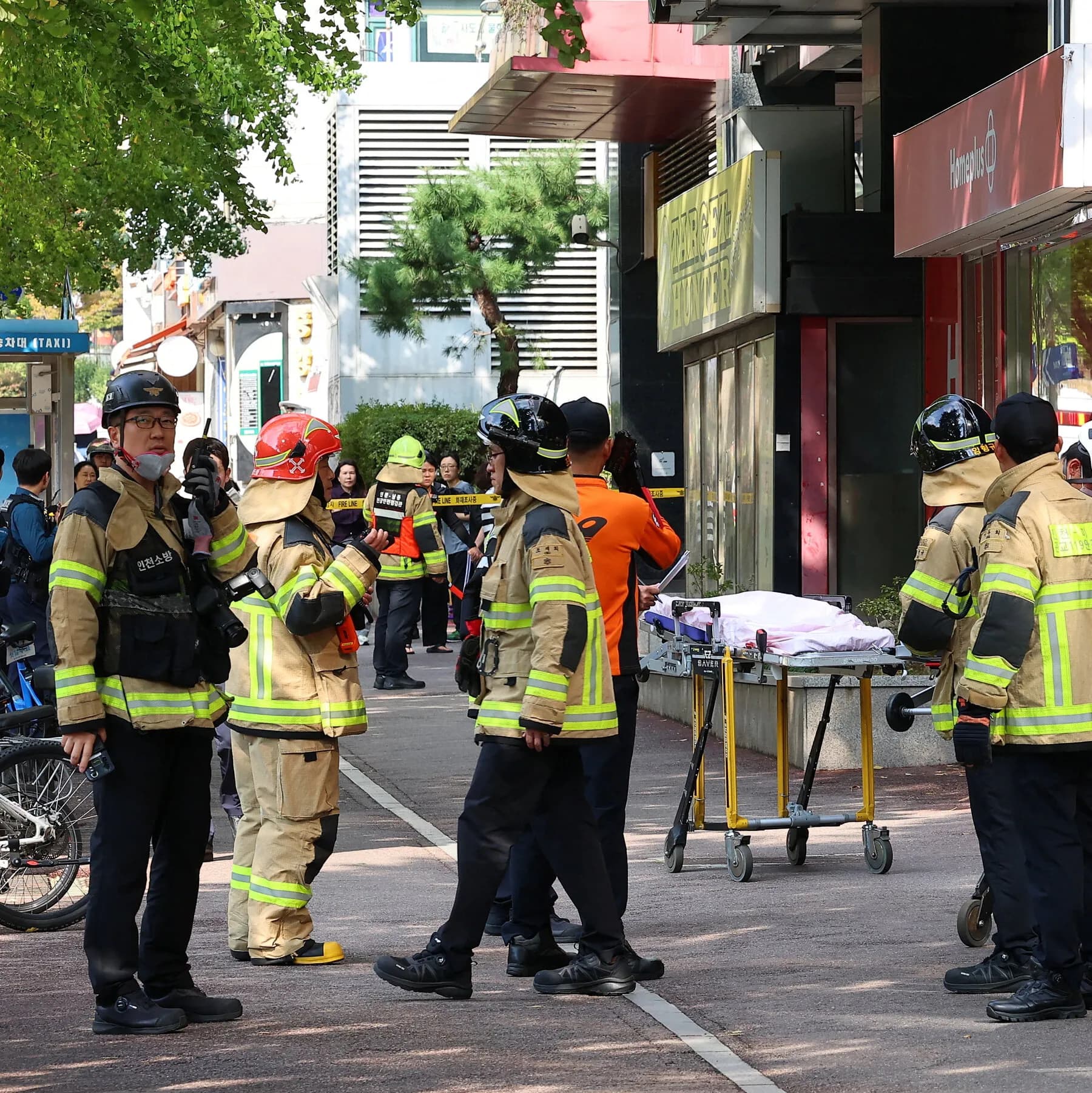 At Least 6 Injured in Stabbing in South Korea