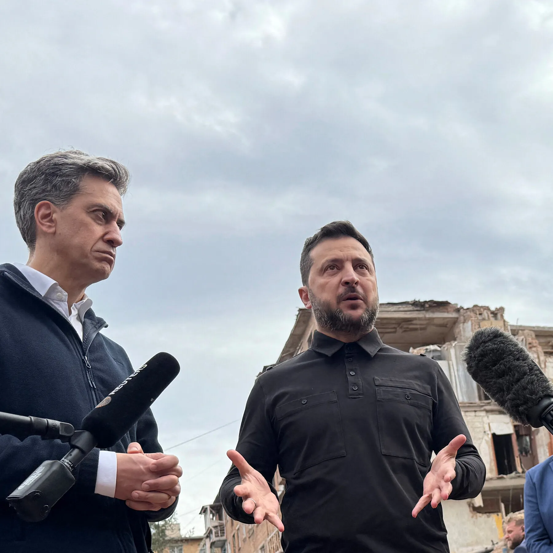 Zelensky to Visit U.K. as Ukraine Presses Allies on Intelligence Sharing