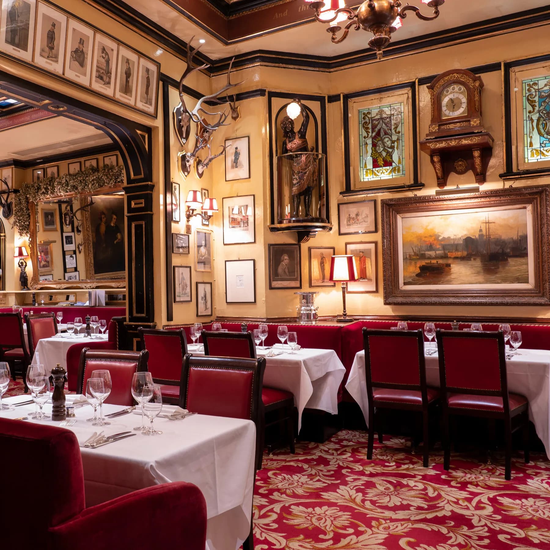 Home of London’s Oldest Restaurant, Rules, Is Given to National Trust