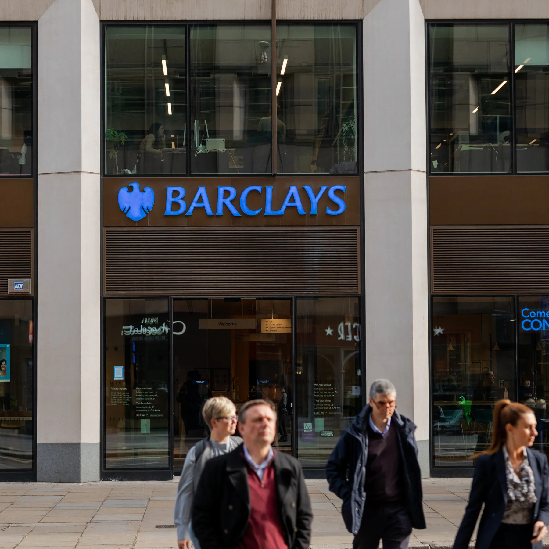 Barclays to Cut 5,000 Jobs in A.I.-Driven Push to Lower Costs
