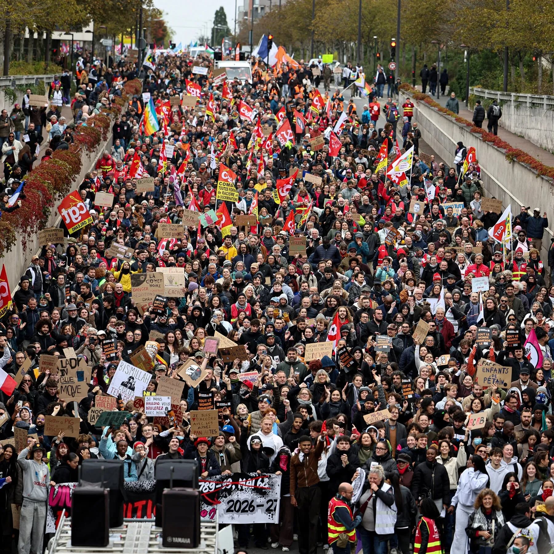 Live Updates: France Deploys Vast Security Force in Bid to Prevent More Riots